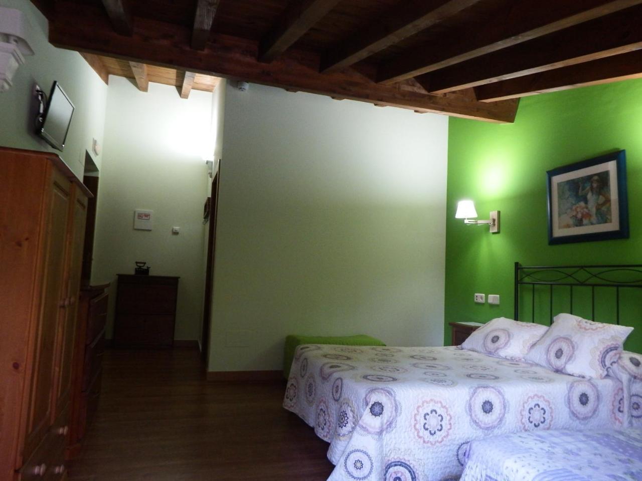 Vilde La Casuca Del Esbardu Hotel מראה חיצוני תמונה
