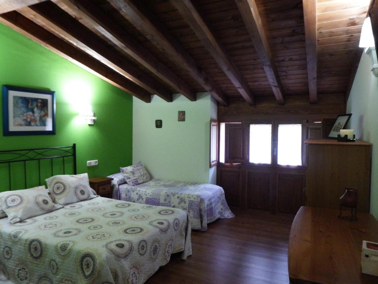 Vilde La Casuca Del Esbardu Hotel מראה חיצוני תמונה